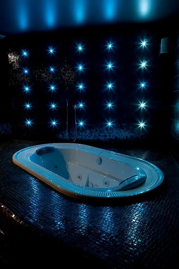Hotel For You Cernusco Sul Naviglio 4*,